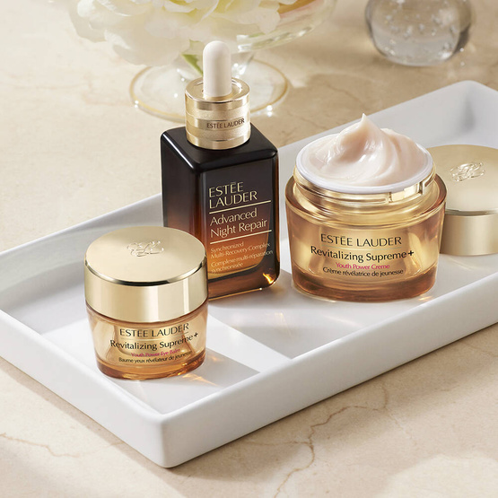 Estée Lauder Revitalizing Supreme+ Youth Power Eye Balm ujędrniający rozświetlający krem pod oczy 15ml