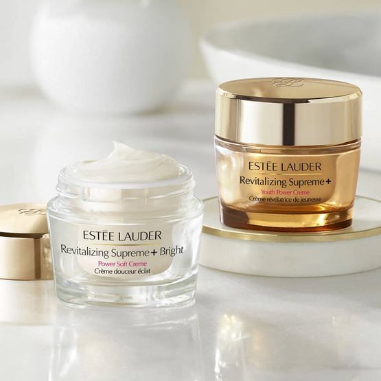 Estée Lauder Revitalizing Supreme+ Bright Power Soft Creme odmładzający rozjaśniający przebarwienia krem do twarzy 50ml